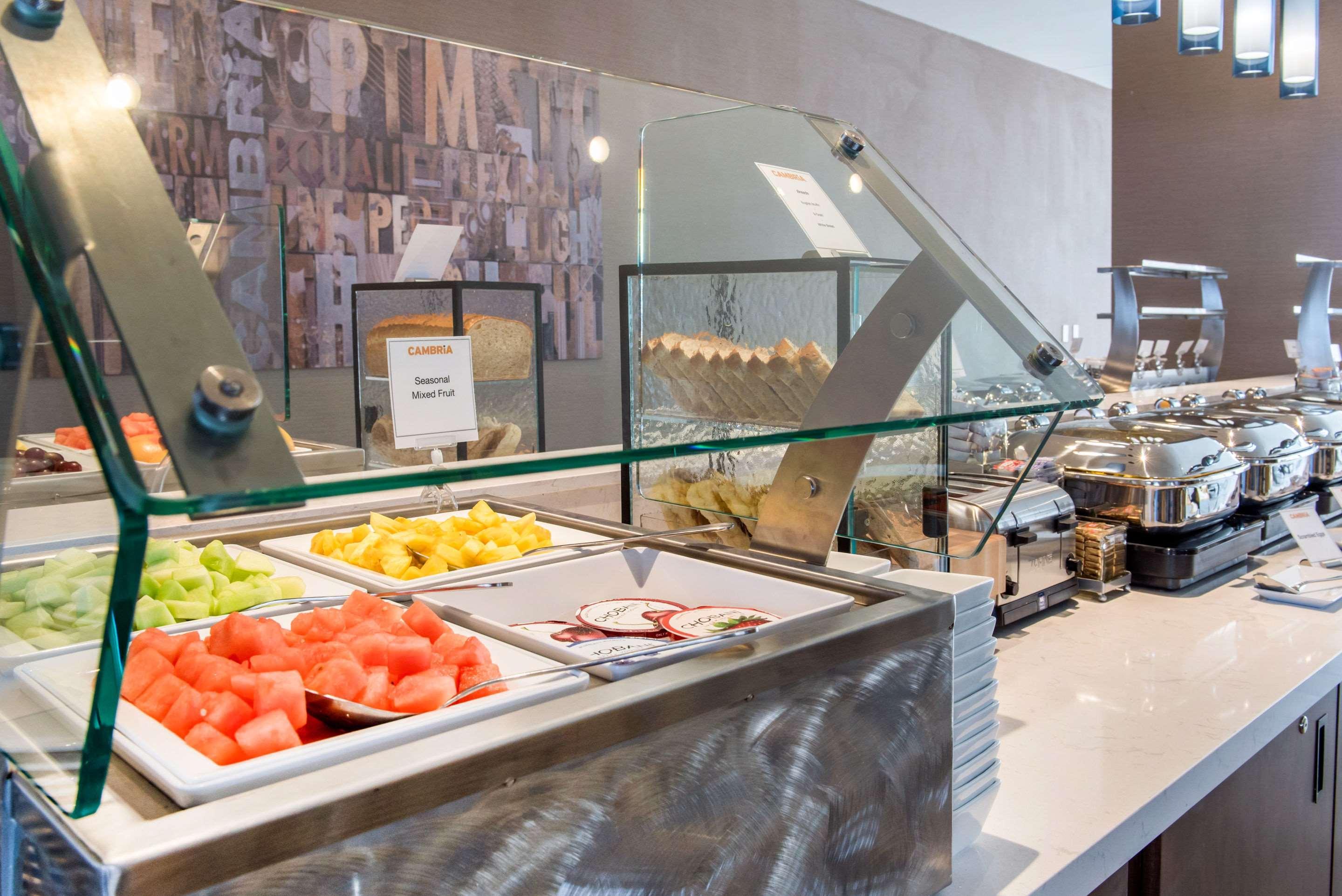 Wyndham Westfield Otel Dış mekan fotoğraf