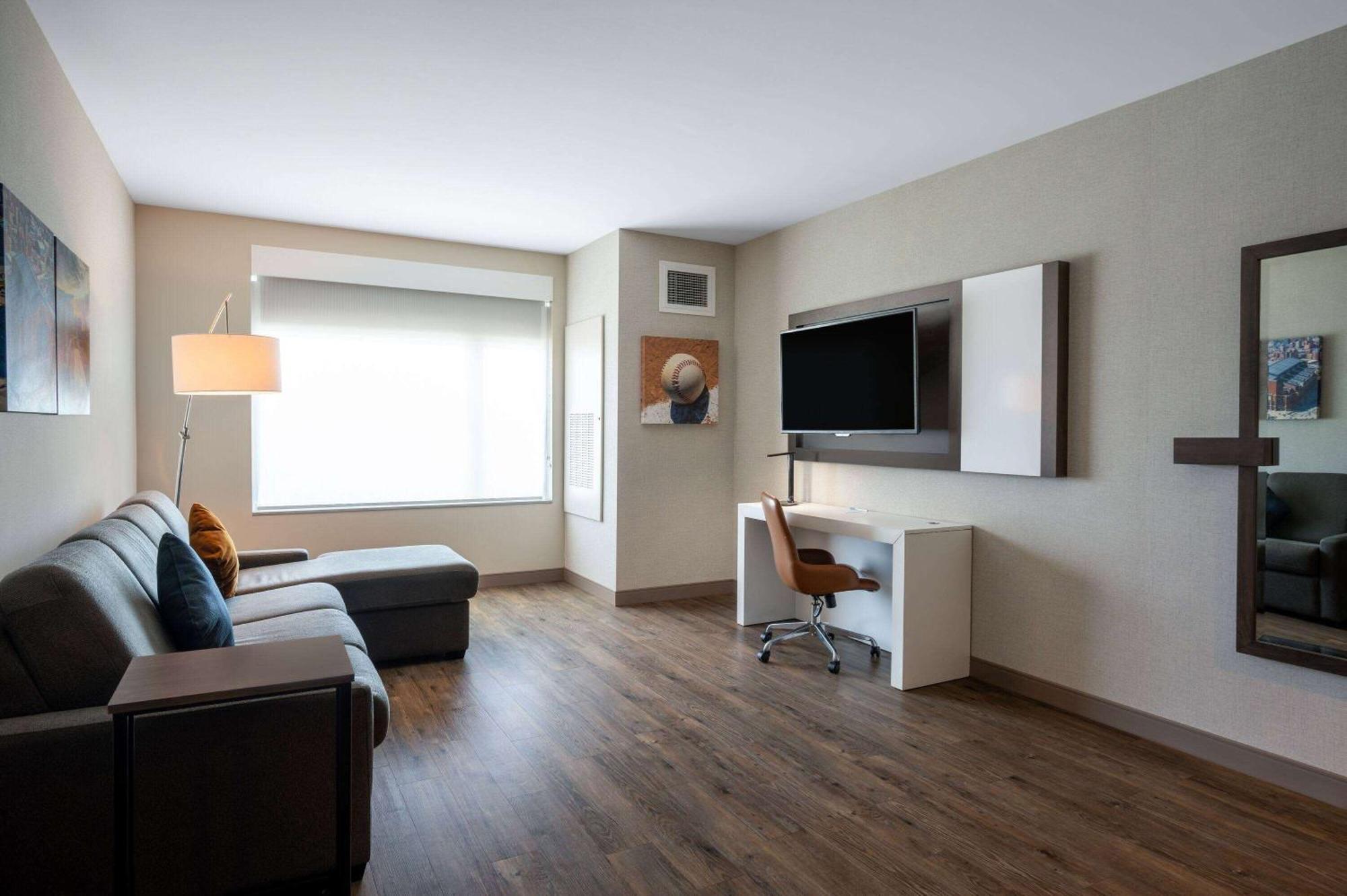 Wyndham Westfield Otel Dış mekan fotoğraf